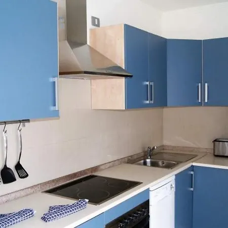 Playa Blanca Sleeps 4 With Air Con And Wifi Villa Playa Blanca (Lanzarote)