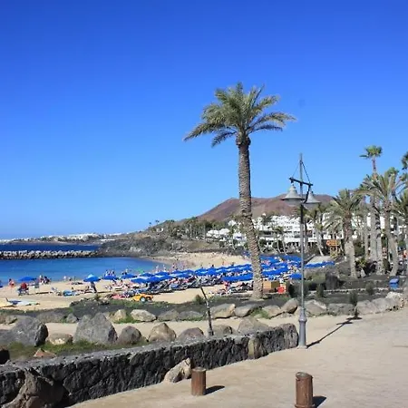 Playa Blanca Sleeps 4 With Air Con And Wifi * Playa Blanca (Lanzarote)